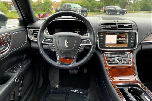 2019 Lincoln Continental Select