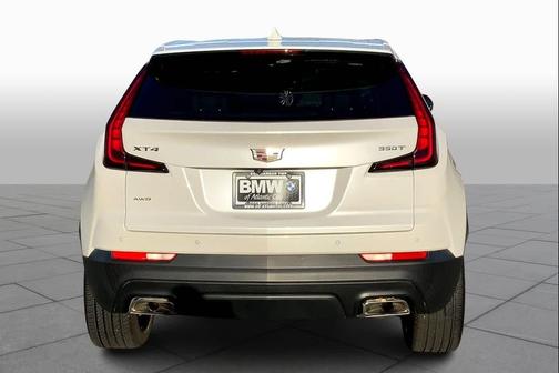 2022 Cadillac XT4 Luxury
