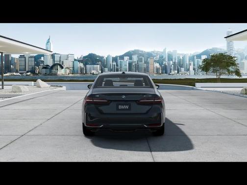 2025 BMW i5 xDrive40