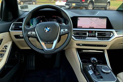 2022 BMW 330 xDrive