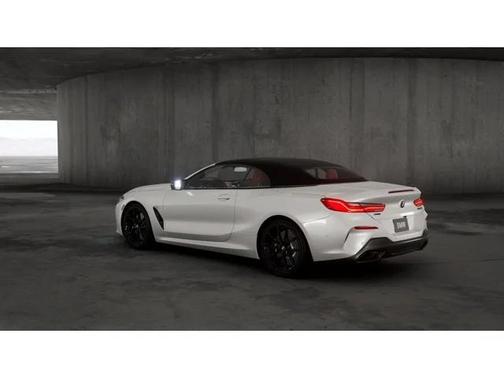 Mineral White Metallic 2026 BMW M850 i xDrive
