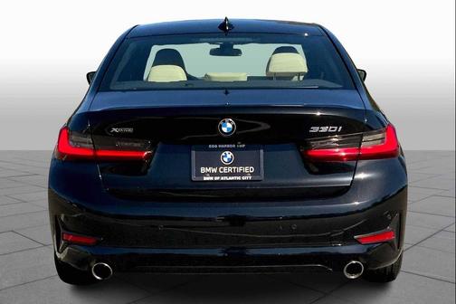 2022 BMW 330 xDrive