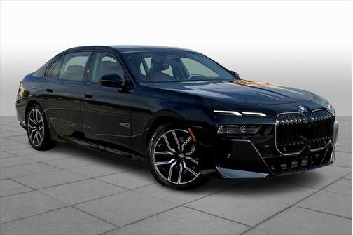 2024 BMW 740 i