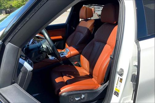 2023 BMW X6 xDrive40i