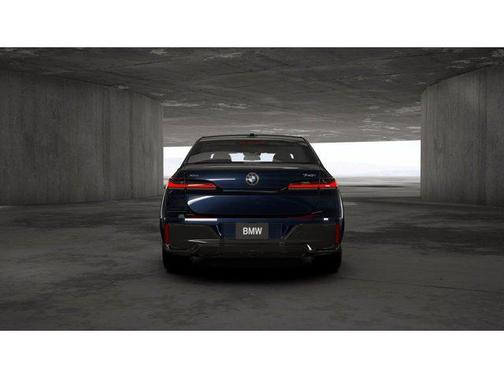 Carbon Black Metallic 2026 BMW 740 xDrive