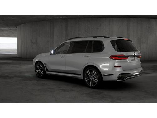 2026 BMW X7 M60i