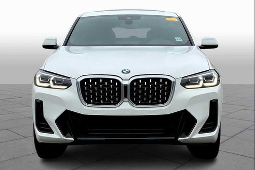 2022 BMW X4 xDrive30i
