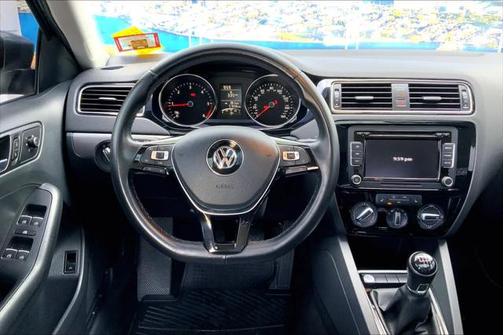 2015 Volkswagen Jetta Man TDI SE w/Connectivity