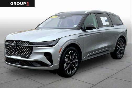 2025 Lincoln Nautilus Reserve