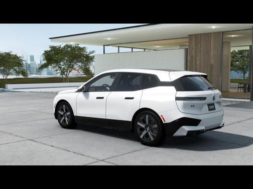 2025 BMW iX M60