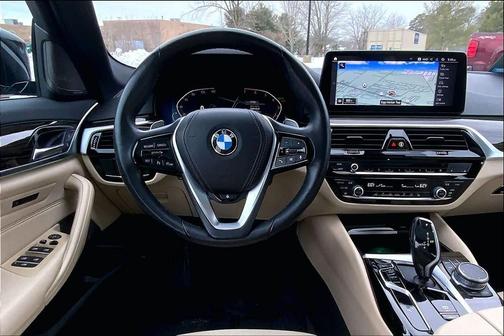 2023 BMW 530 i xDrive