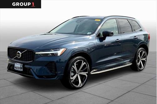 2024 Volvo XC60 Recharge Plug-In Hybrid T8 Ultimate Dark Theme