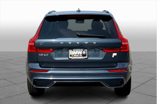 2024 Volvo XC60 Recharge Plug-In Hybrid T8 Ultimate Dark Theme