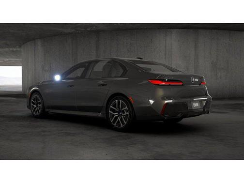 Dravit Grey Metallic 2026 BMW 760 xDrive