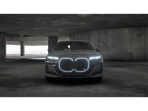 Dravit Grey Metallic 2026 BMW 760 xDrive