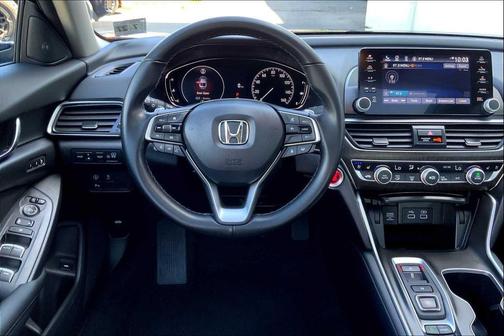 2022 Honda Accord Touring 2.0T