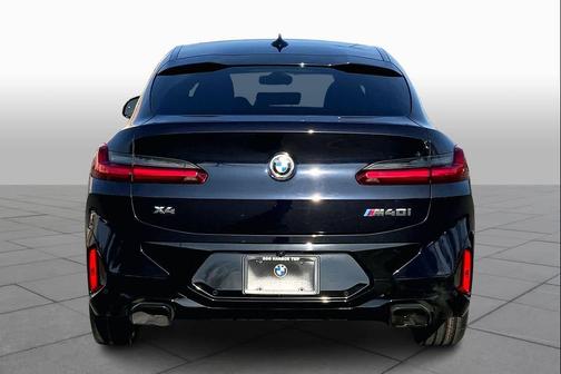 2024 BMW X4 M40i