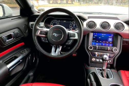 2023 Ford Mustang GT Premium