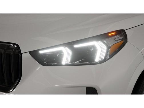 Alpine White 2026 BMW X1 xDrive28i