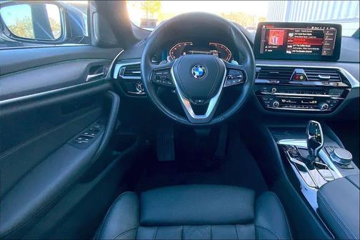 2023 BMW 530 i xDrive