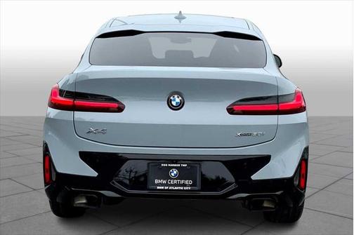 2023 BMW X4 xDrive30i