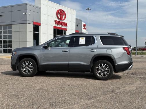 2023 GMC Acadia AWD SLE