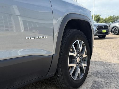 2023 GMC Acadia AWD SLE