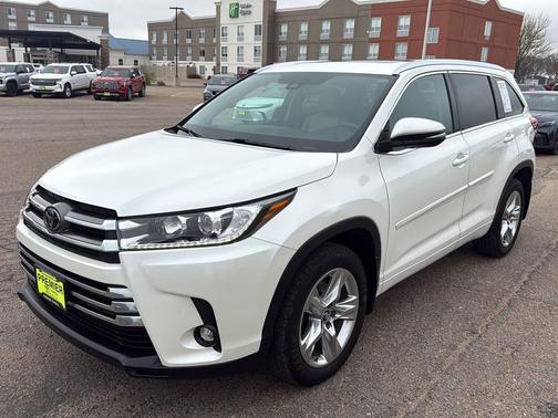 Blizzard Pearl 2019 Toyota Highlander Limited