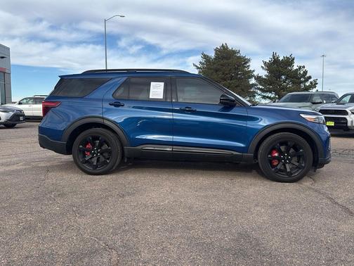 2021 Ford Explorer ST