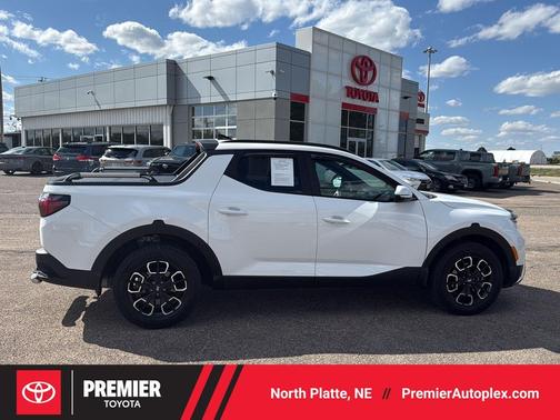 Atlas White 2023 Hyundai SANTA CRUZ SEL Premium