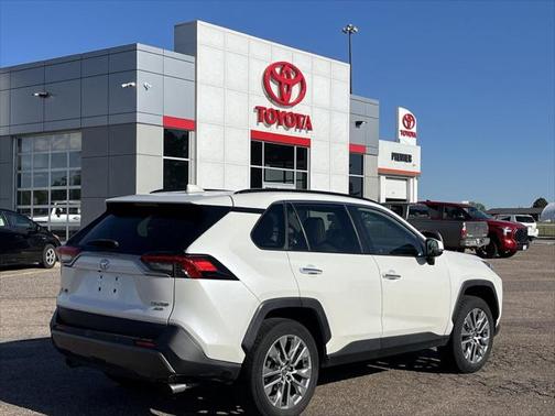 2020 Toyota RAV4 Limited