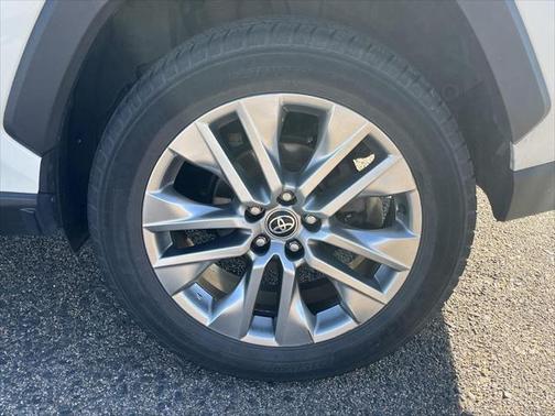 2020 Toyota RAV4 Limited