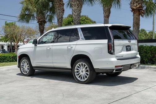 Crystal White Tricoat 2023 Cadillac Escalade Premium Luxury