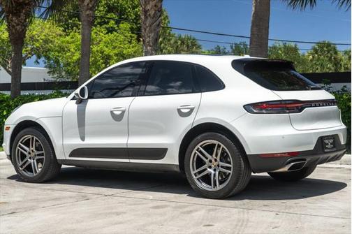 2020 Porsche Macan Base