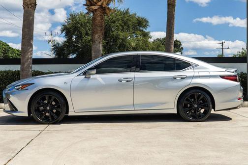 2022 Lexus ES 350 F Sport