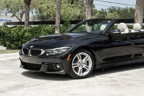 Black Sapphire Metallic 2018 BMW 440 i