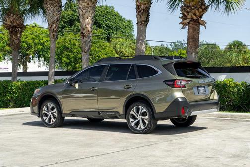 2022 Subaru Outback Limited