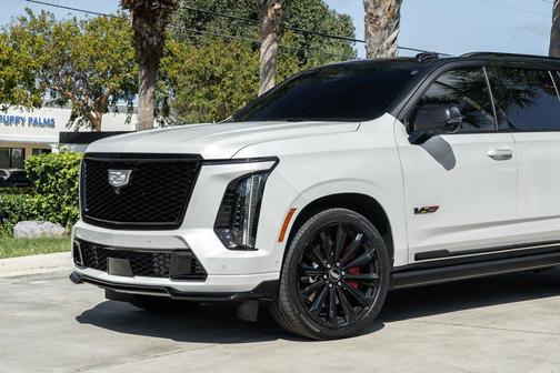 2025 Cadillac Escalade V-Series