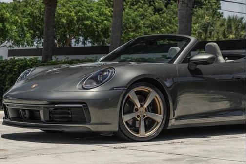 2020 Porsche 911 Carrera S