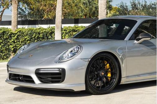 2018 Porsche 911 Turbo S