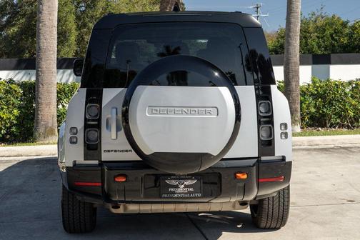 2024 Land Rover Defender 130 P400 X