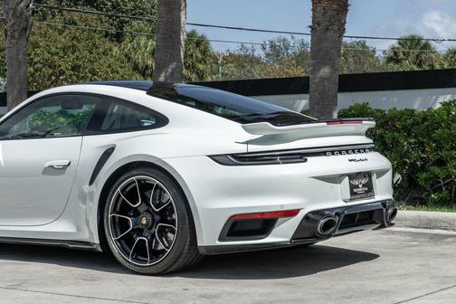 2024 Porsche 911 Turbo S