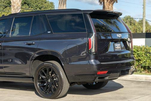 2022 Cadillac Escalade Sport Platinum