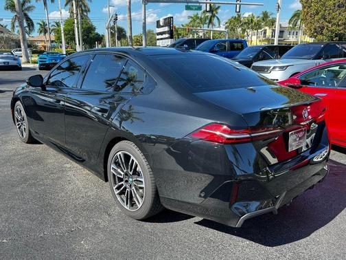 2024 BMW 530 530i xDrive