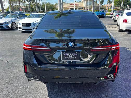 2024 BMW 530 530i xDrive