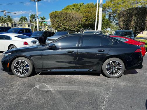 2024 BMW 530 530i xDrive