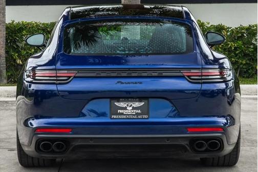 2020 Porsche Panamera RWD