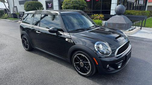 Midnight Black Metallic 2014 MINI Clubman Cooper S