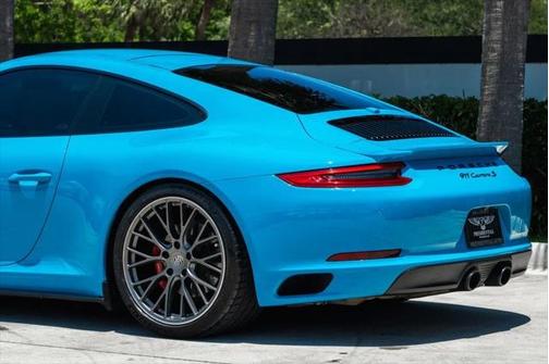 2017 Porsche 911 Carrera S