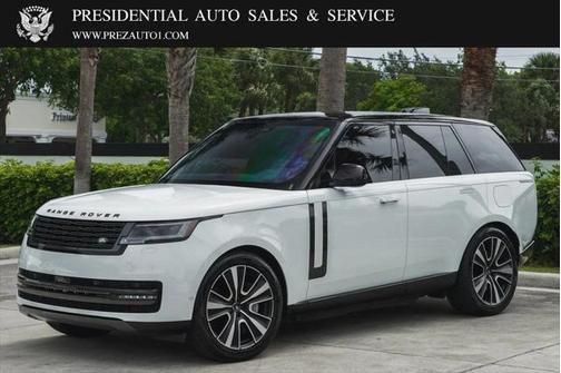 2025 Land Rover Range Rover P550e SE SWB